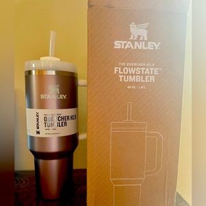 Stanley Quencher 40 oz.  - Rose Quartz